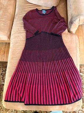 Gabby & Skye Red and Black Striped Sweater Dress